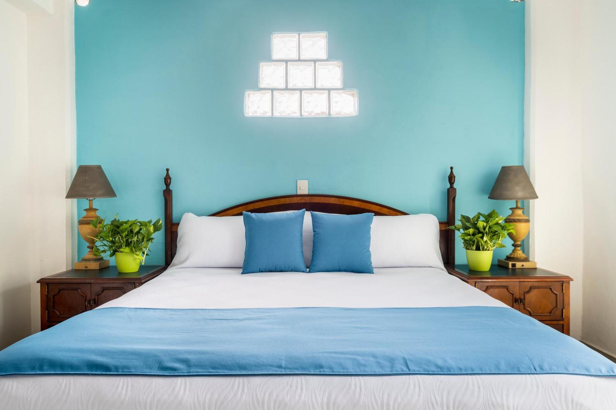 Hotel Pueblito Vallarta Пуэрто-Вальярта Экстерьер фото