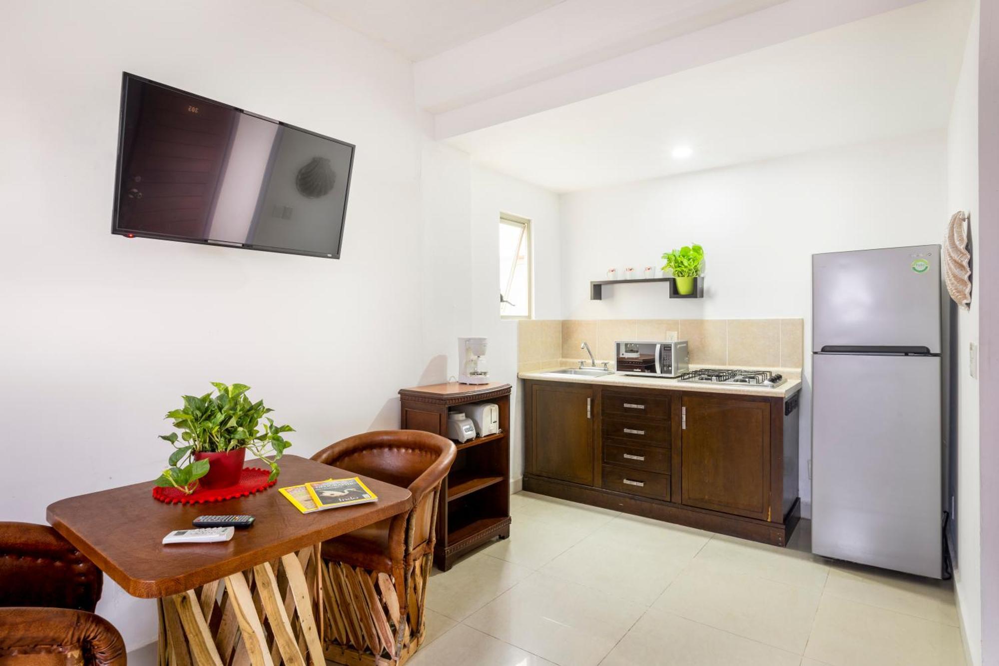 Hotel Pueblito Vallarta Пуэрто-Вальярта Экстерьер фото