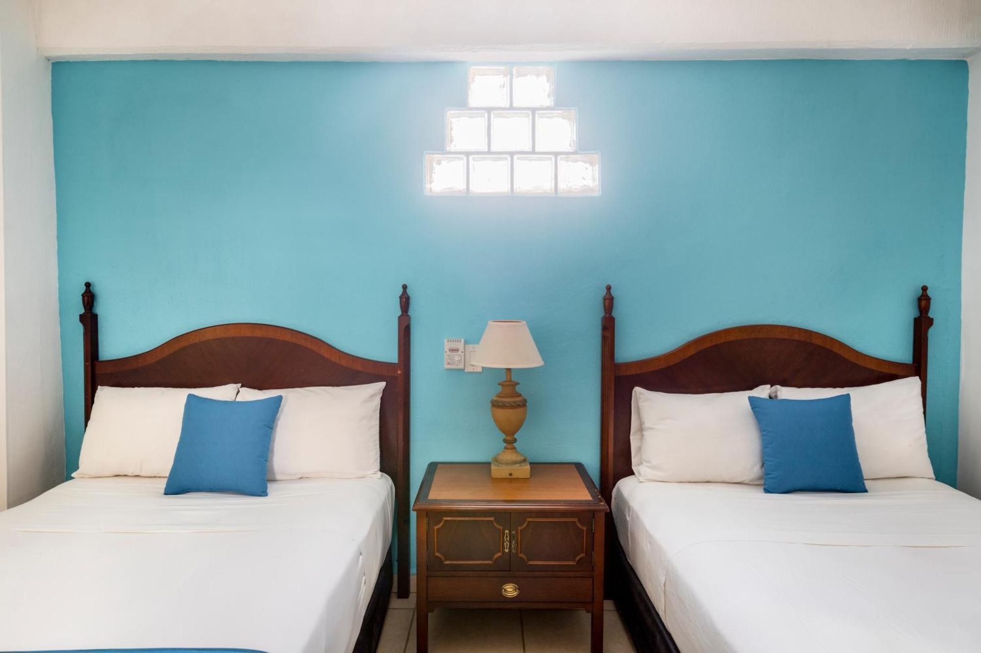 Hotel Pueblito Vallarta Пуэрто-Вальярта Экстерьер фото