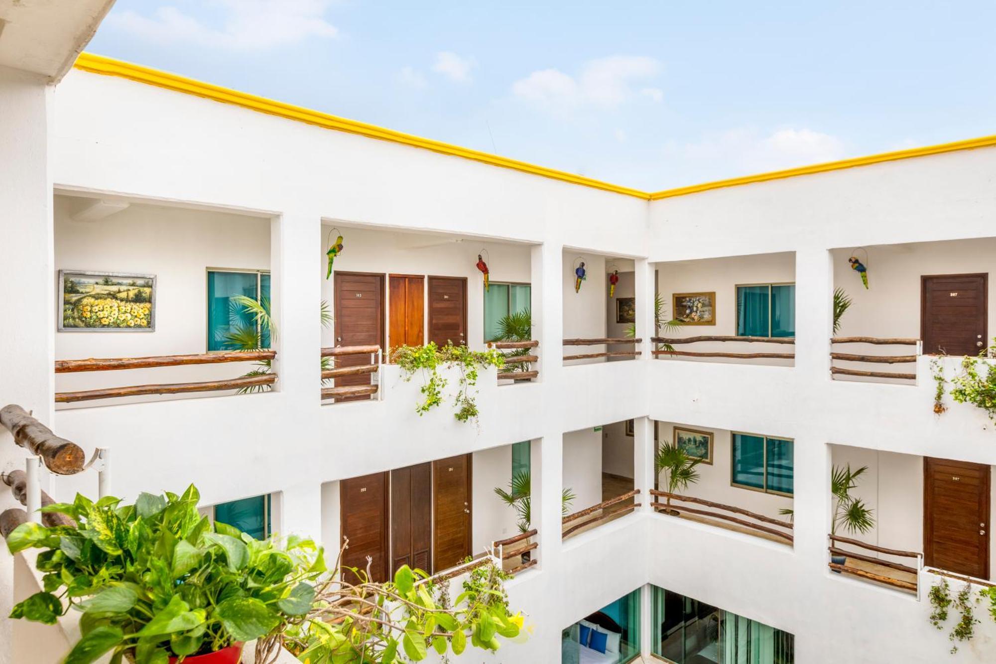Hotel Pueblito Vallarta Пуэрто-Вальярта Экстерьер фото